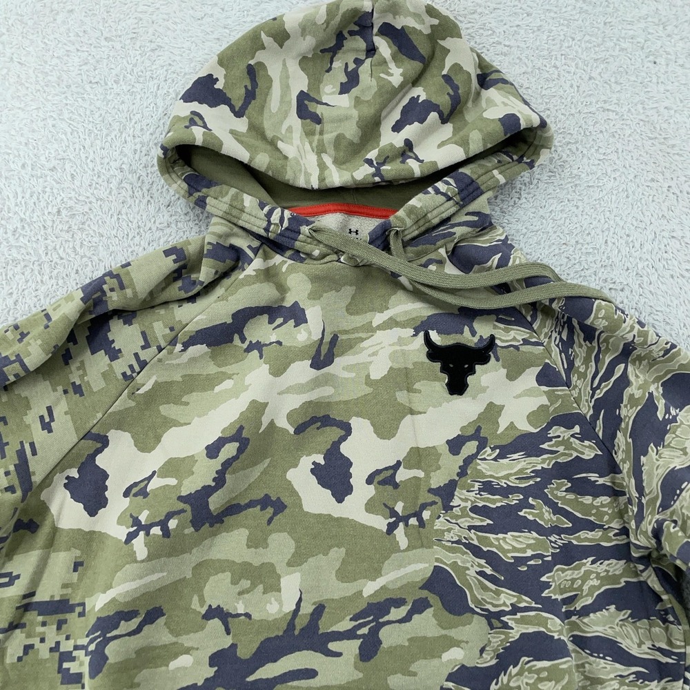 Under‎ Armour Project Rock Hoodie Mens Medium Green Camo Freedom Pullover Patch